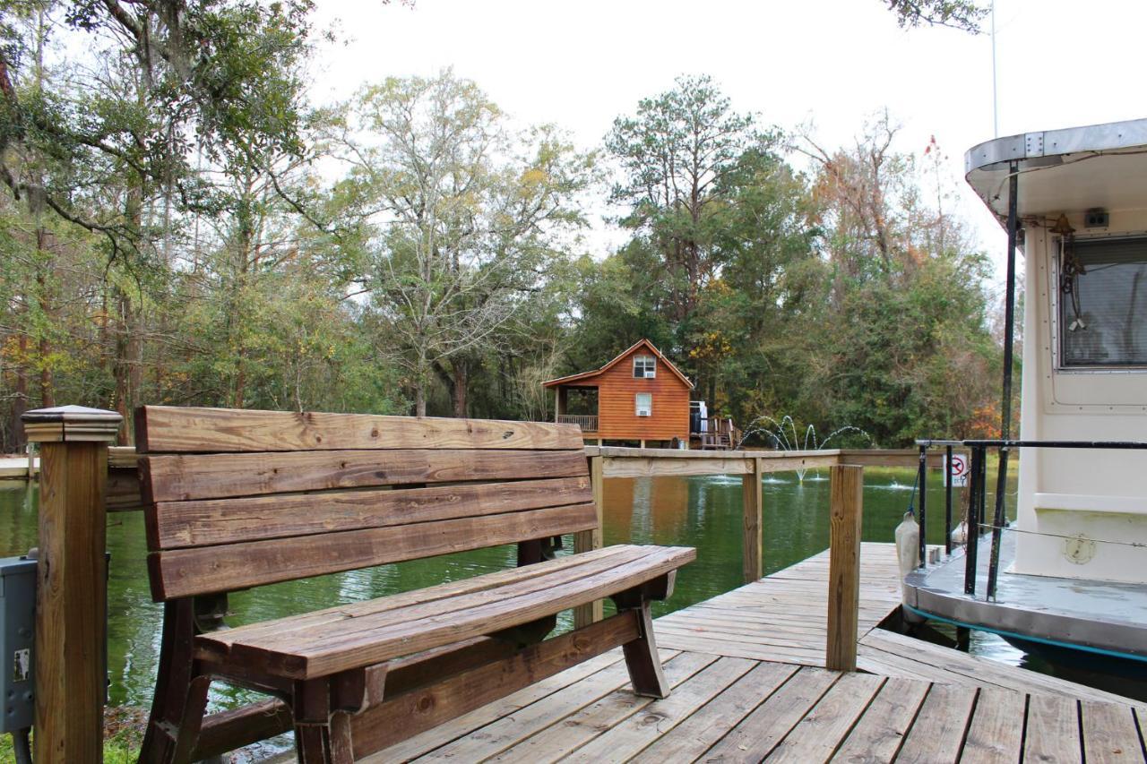 Berry Creek Cabins Hotell Isabel Eksteriør bilde