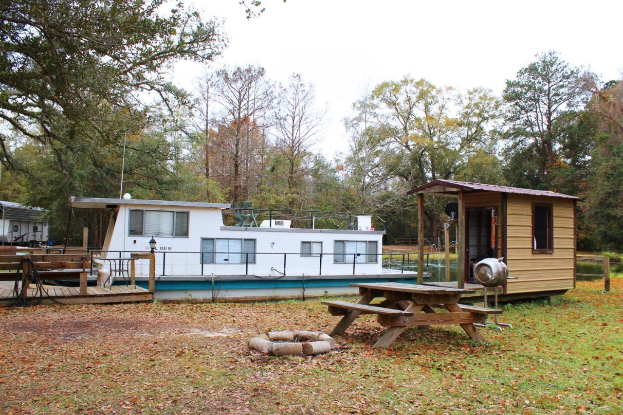 Berry Creek Cabins Hotell Isabel Eksteriør bilde
