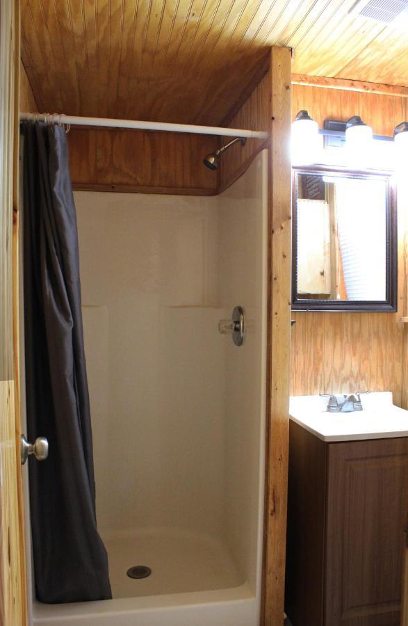 Berry Creek Cabins Hotell Isabel Eksteriør bilde