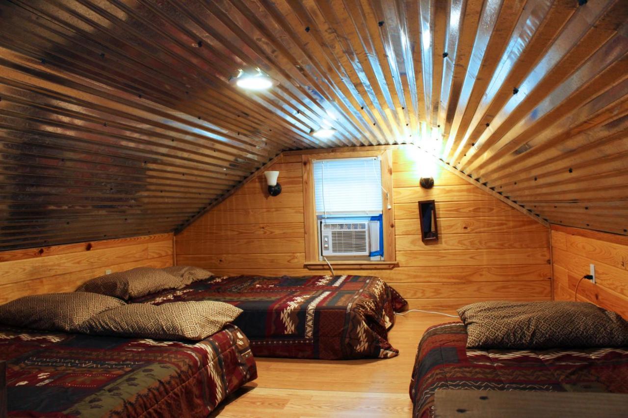 Berry Creek Cabins Hotell Isabel Eksteriør bilde